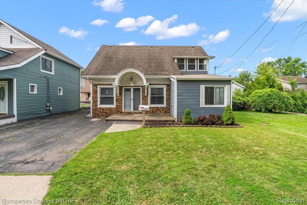 22482 Beach Street, St. Clair Shores city