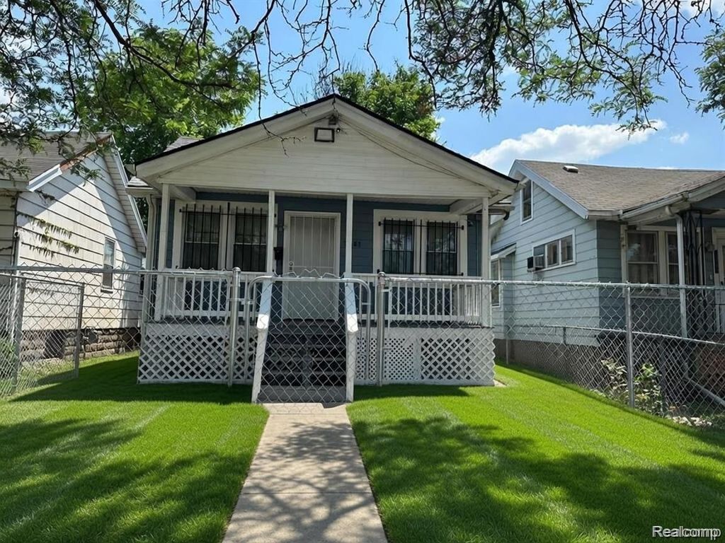 7087 Chatfield Street, Detroit city