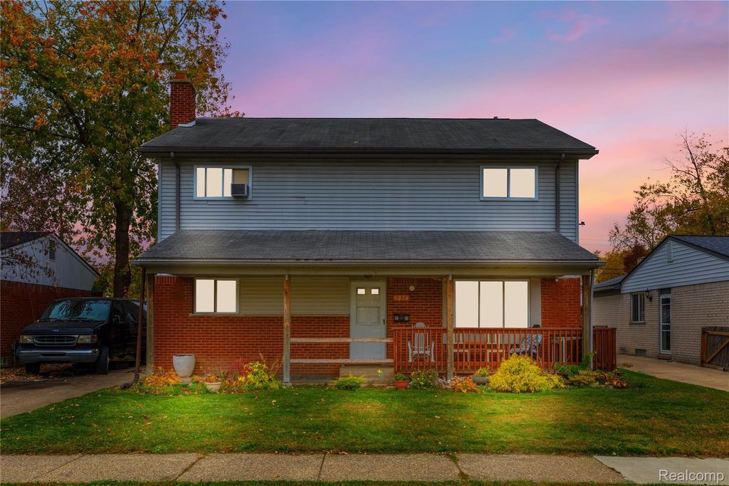9274 Chamberlain Street, Romulus city