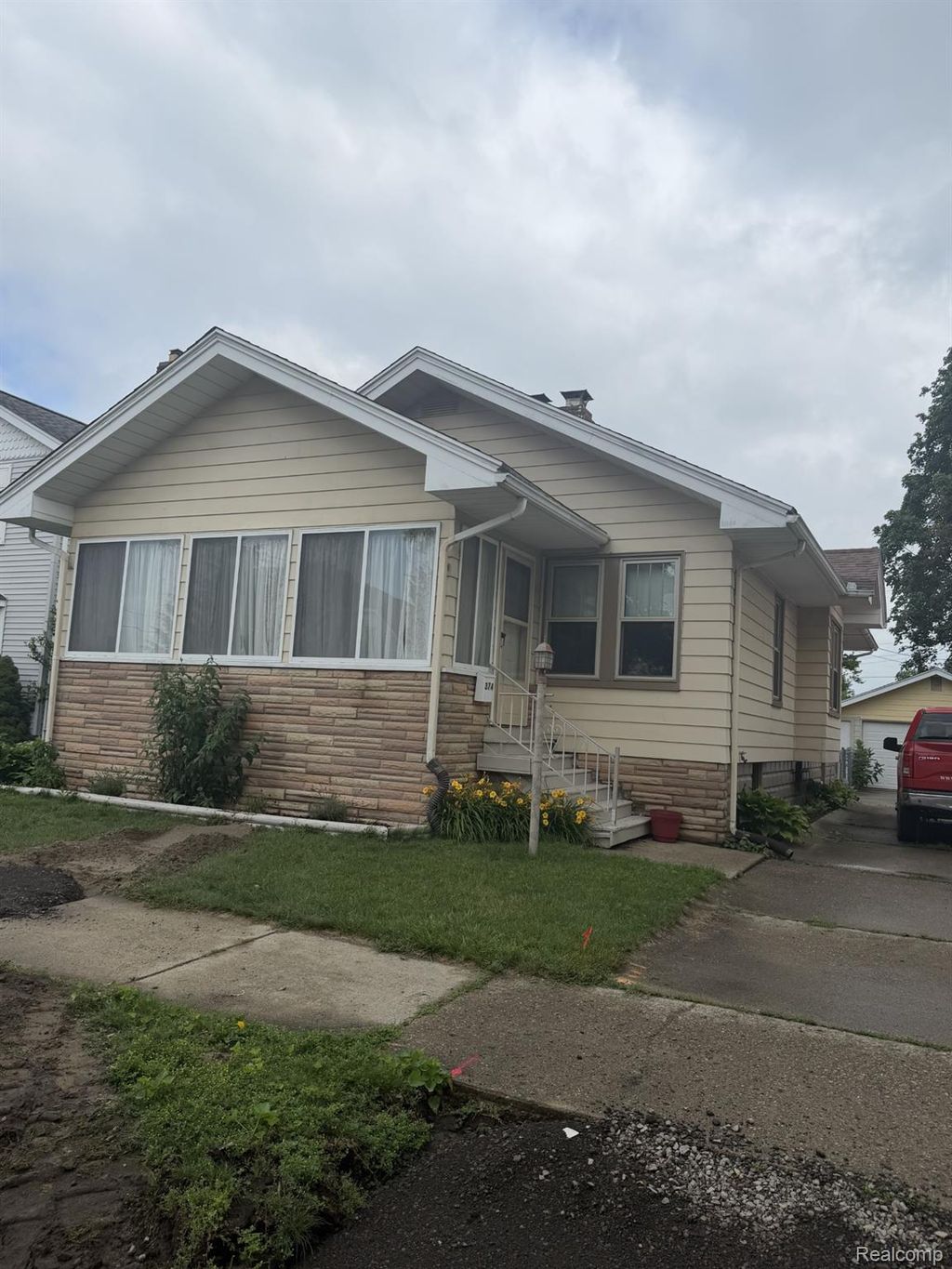 374 Woodworth Street, Marine City city