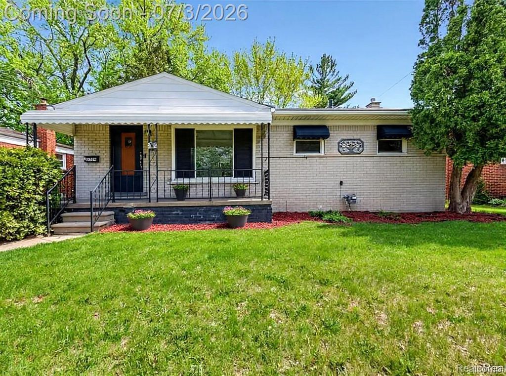 21724 Audrey Avenue, Warren city