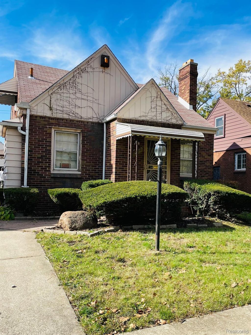 9327 Cloverlawn Street, Detroit city