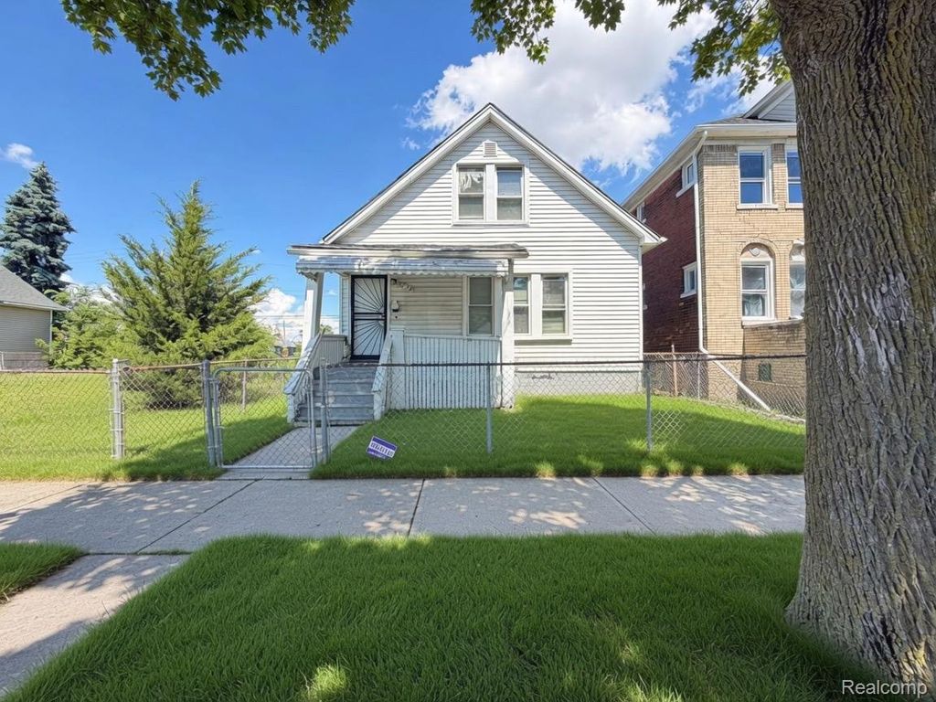 9628 Petoskey Avenue, Detroit city