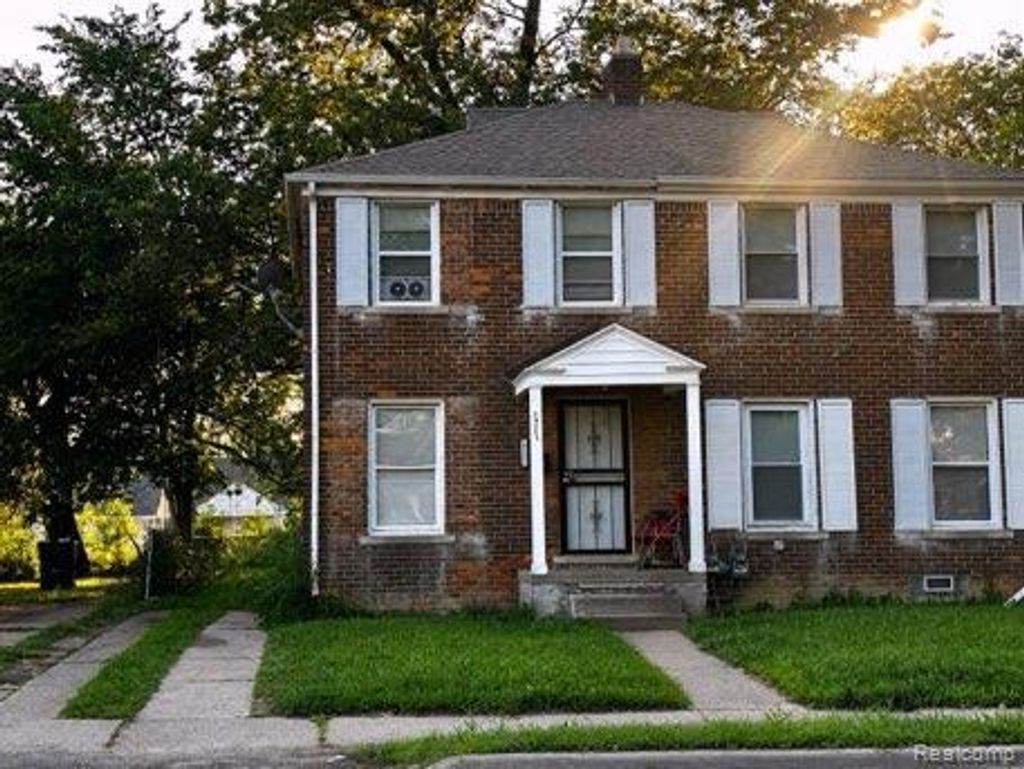 19331 Hoover Street, Detroit city