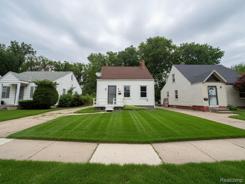 6300 Radnor Street, Detroit city
