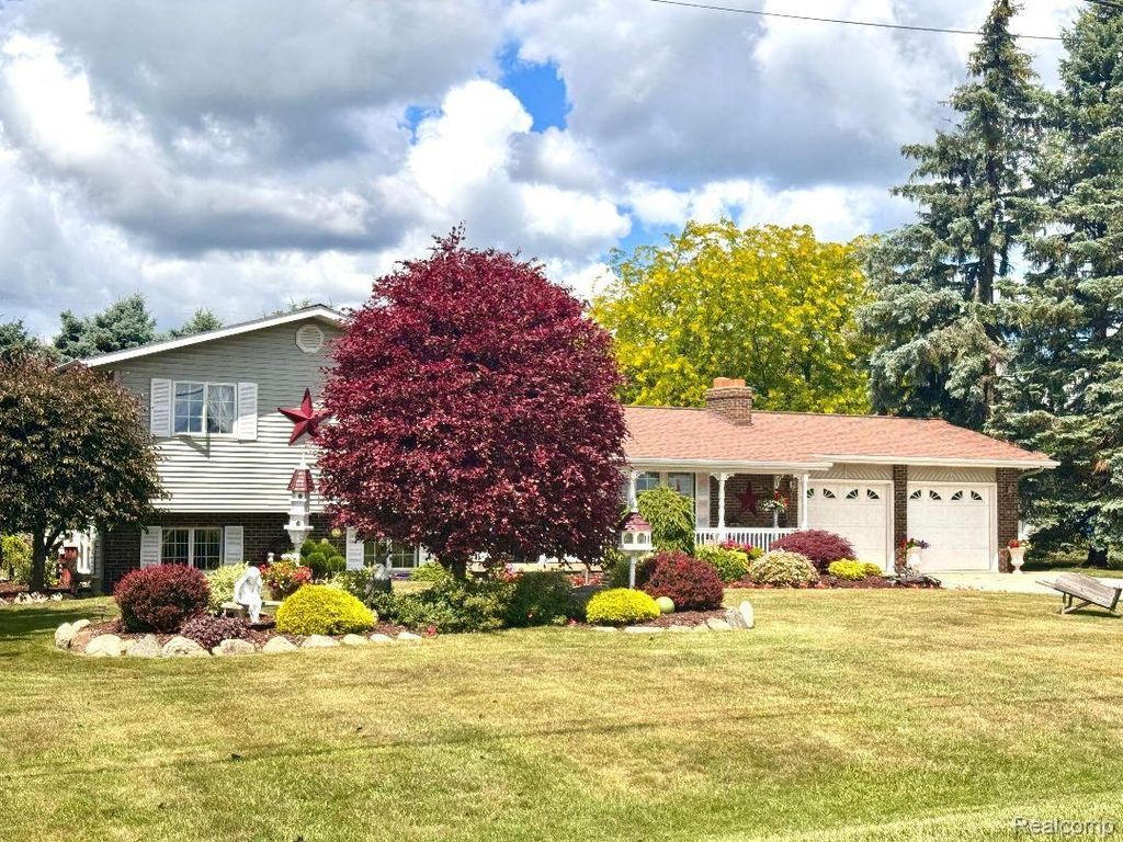 6686 Schott Road, Mayville village