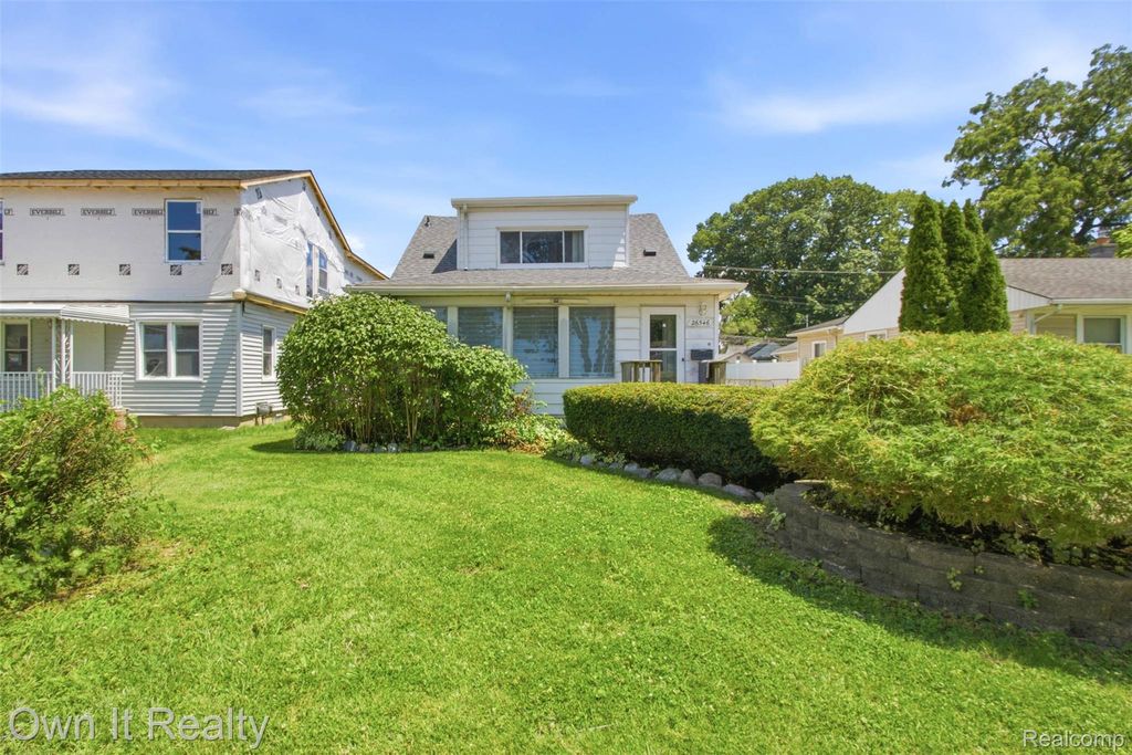 26546 Palmer Boulevard, Madison Heights city