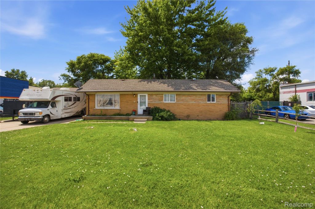117 N Groesbeck Highway, Mt. Clemens city
