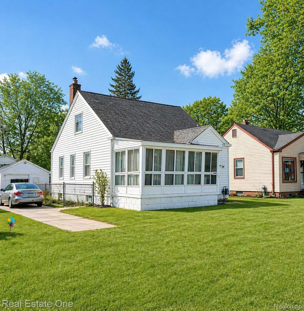 17405 Brady, Redford charter township