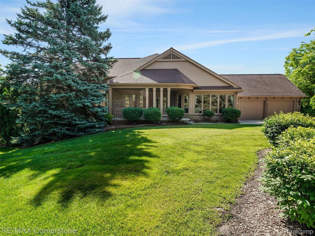 13780 Eaton Drive, Plymouth charter township
