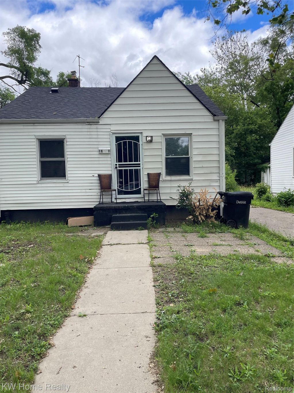 19350 Glastonbury Road, Detroit city