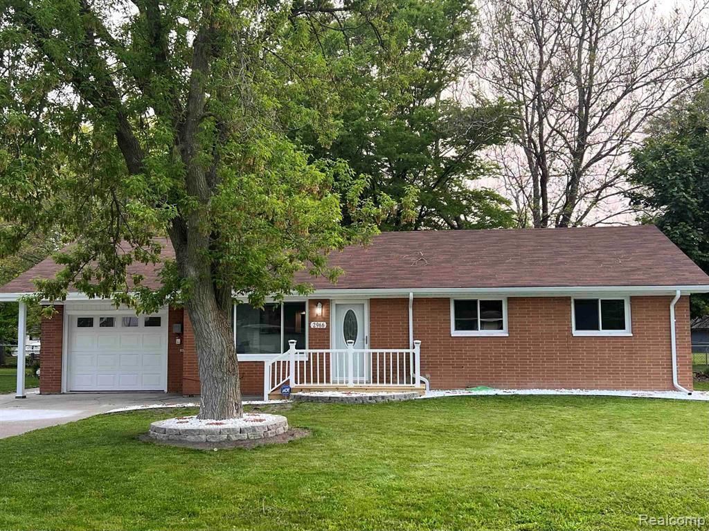 2966 Burlington Drive, Buena Vista charter township