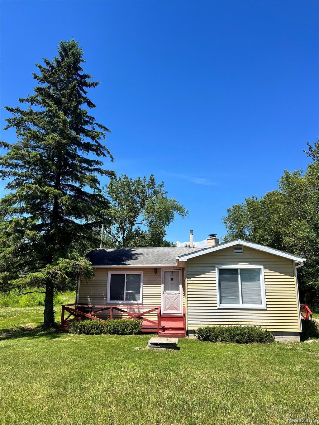 3567 Coveview Drive, Hill township