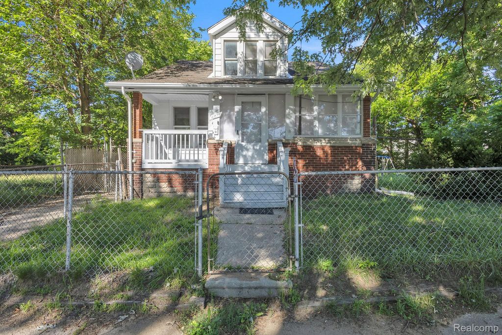 4877 Maynard Street, Detroit city