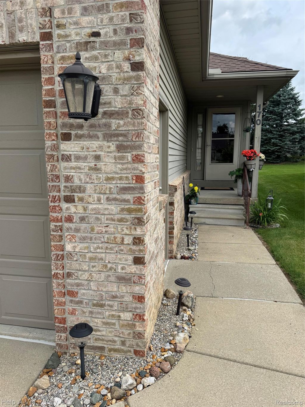 170 Creekwood Circle 43, Linden city