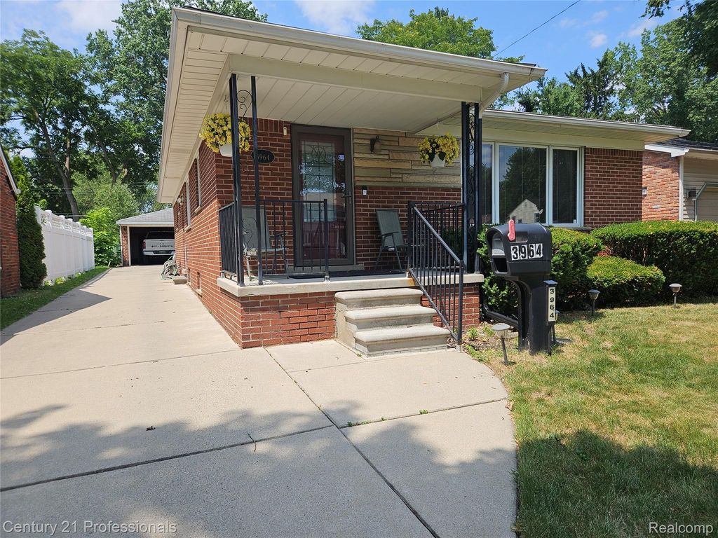 3964 Grindley Park Street, Dearborn Heights city