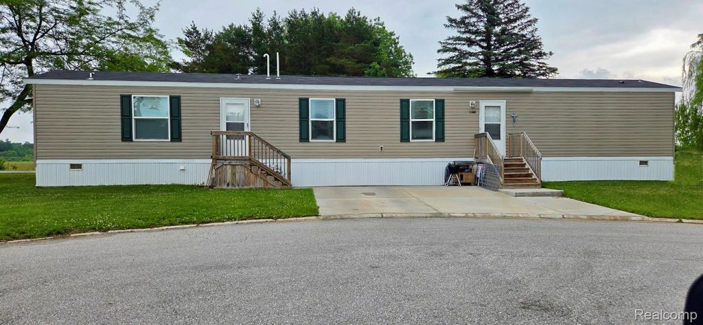 3300 Magnolia Court 182, Midland city