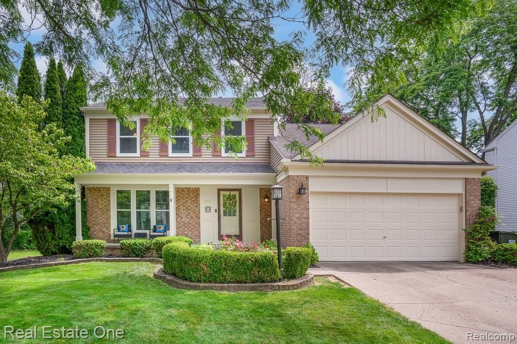 606 Whitney Drive, Rochester Hills city