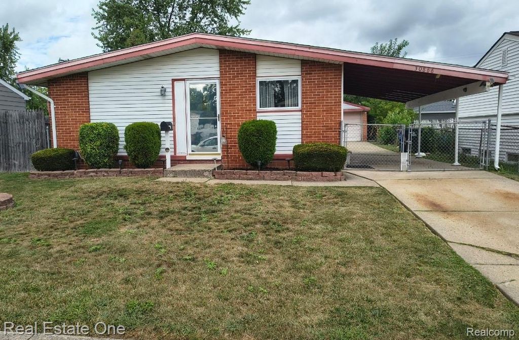 30866 Middlebury Street, Westland city
