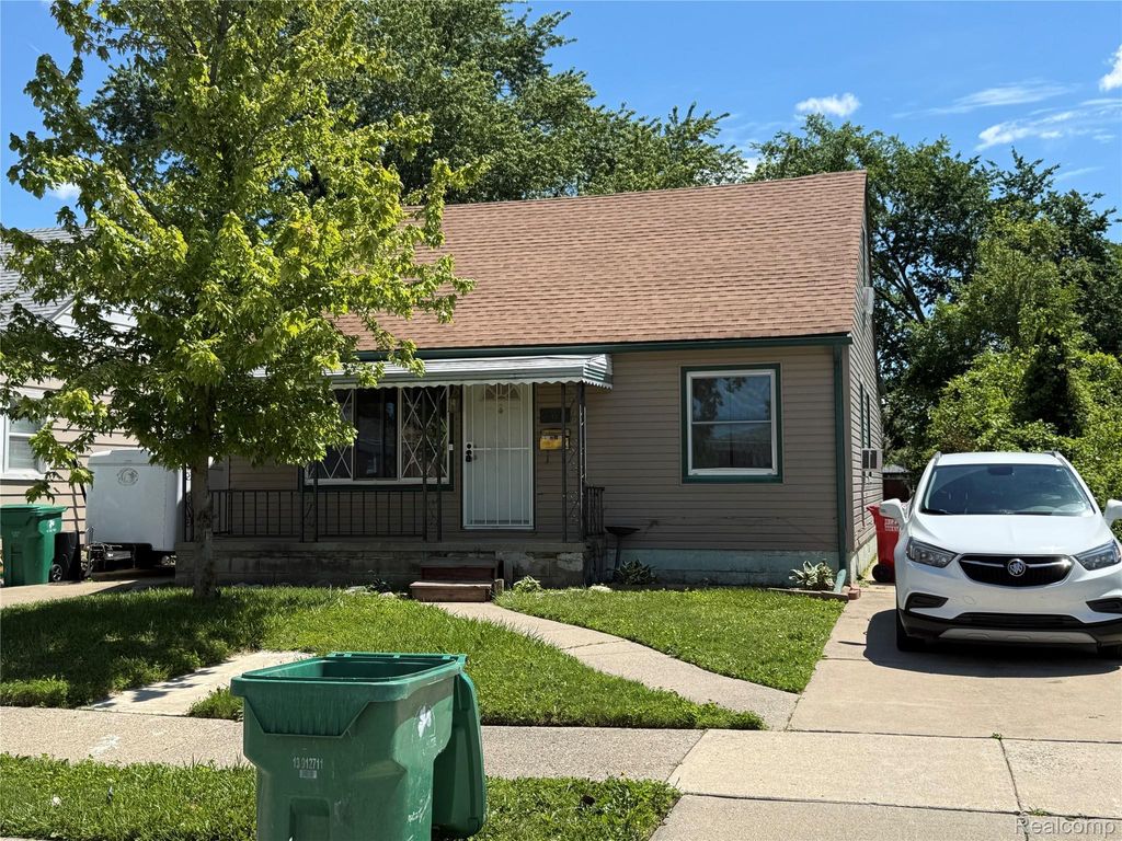 24646 Grove Avenue, Eastpointe city