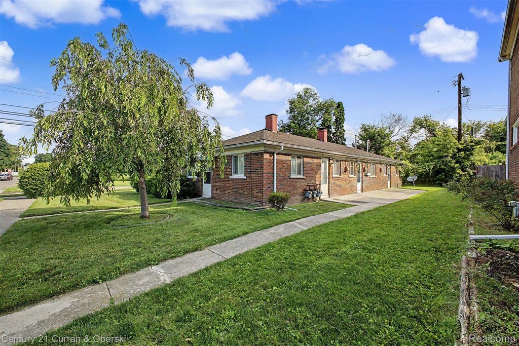 1432 Charter Street, Lincoln Park city