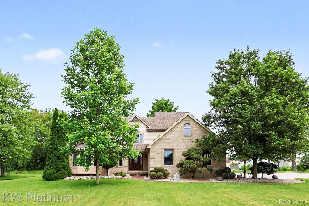 37433 26 Mile Road, Lenox township