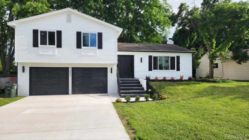 2457 Gemini Drive, Lake Orion