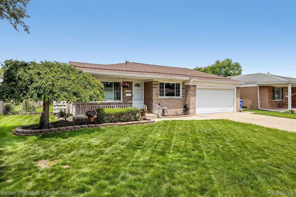 5153 Busch Avenue, Warren city