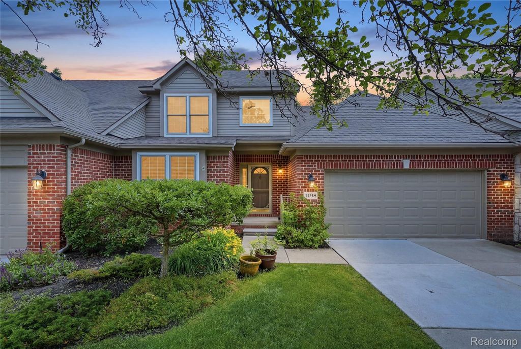 1195 Wind Chime Drive, Waterford charter township
