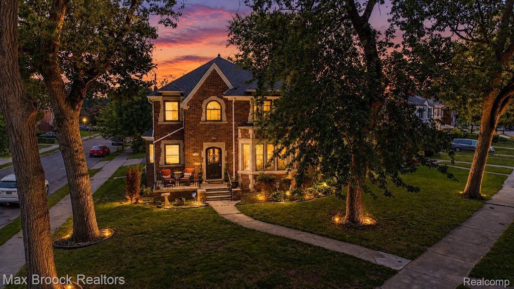 20096 Shrewsbury Road, Detroit city