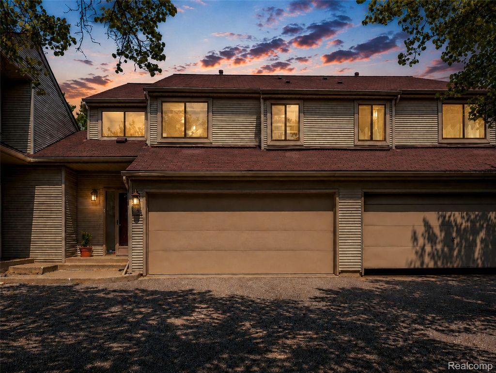 754 Ashley Circle, Rochester Hills city