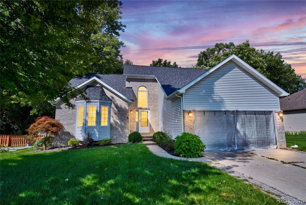 4268 Meadows Avenue, Grand Blanc