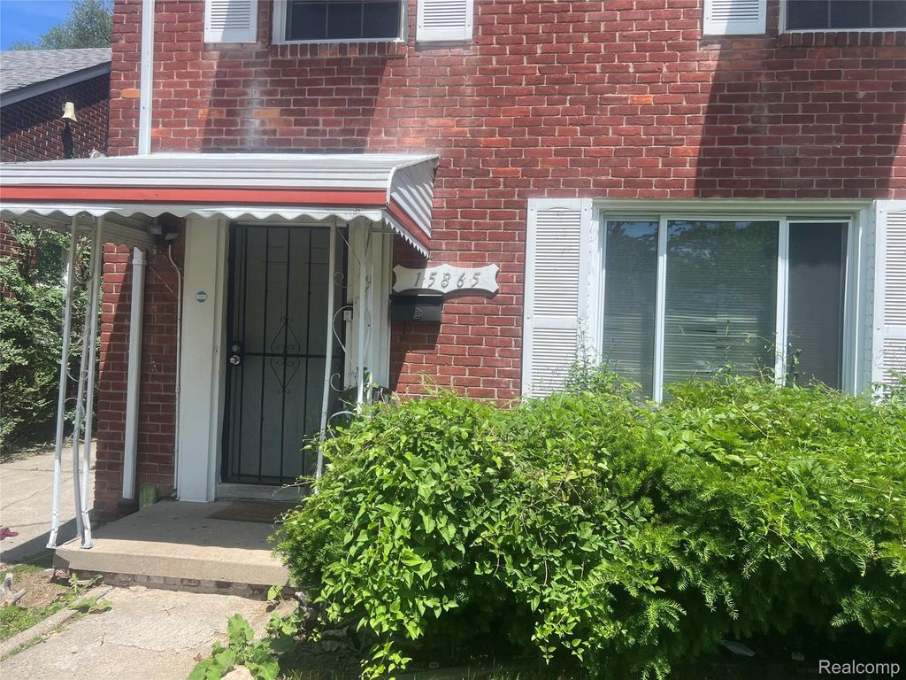 15865 Collingham Drive, Detroit city