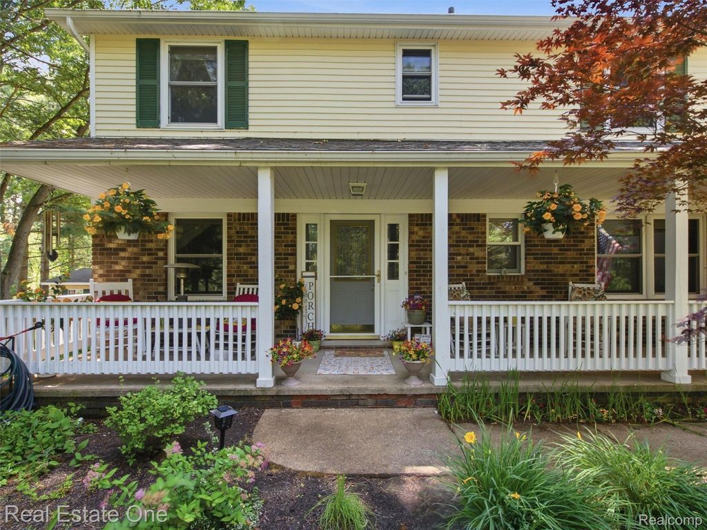1230 Bald Eagle Lake Road, Ortonville