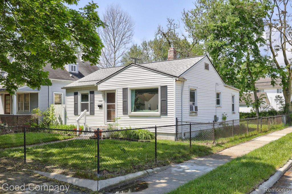 23465 Hazelwood Avenue, Hazel Park city