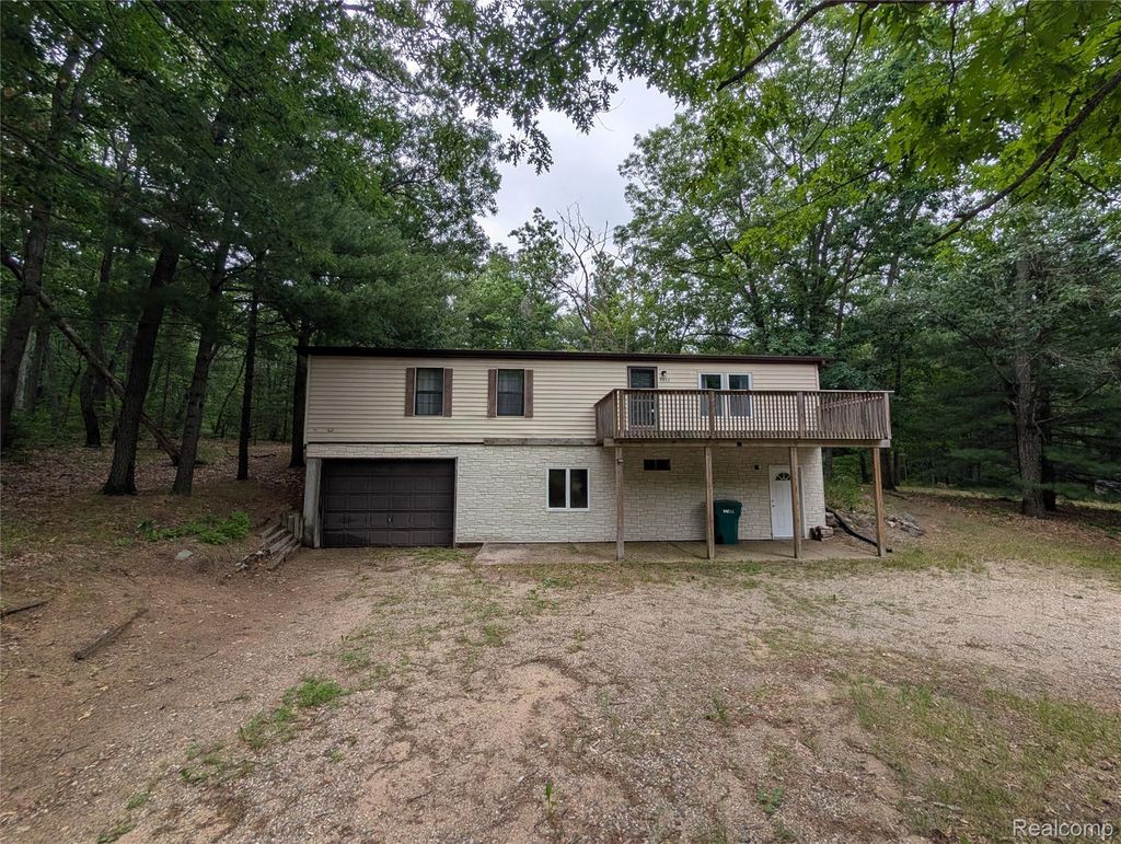 3817 S Townline Road, Denton township