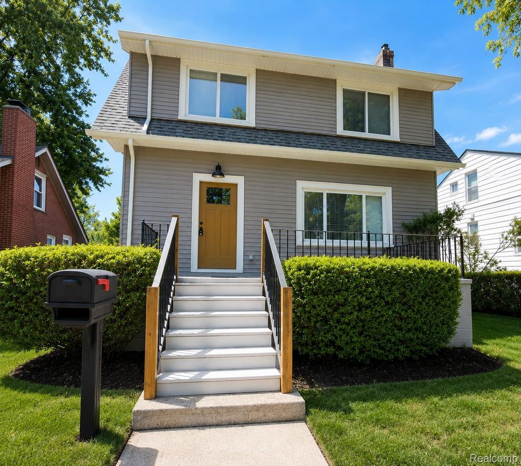214 E Hazelhurst Street, Ferndale city