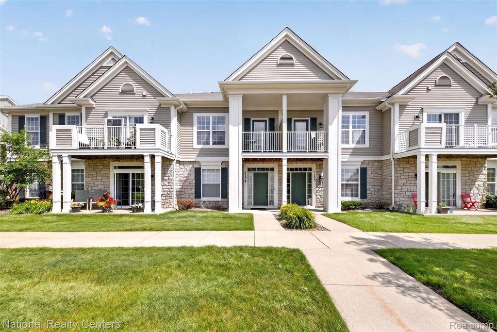 1179 Alameda Boulevard, Troy
