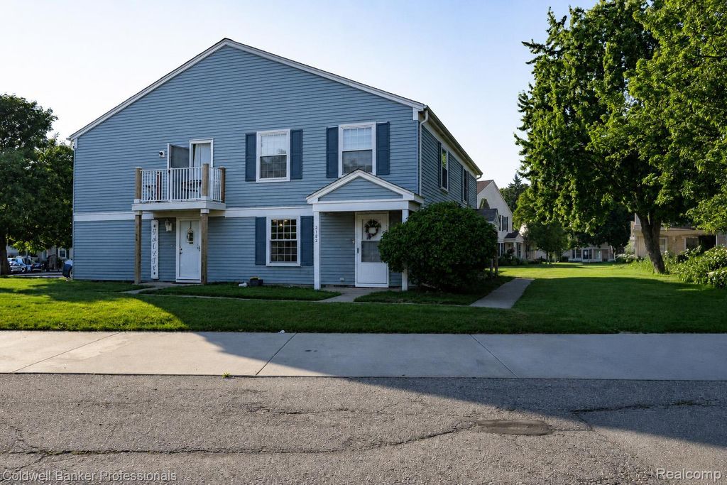 3182 Beechtree Court, Lake Orion