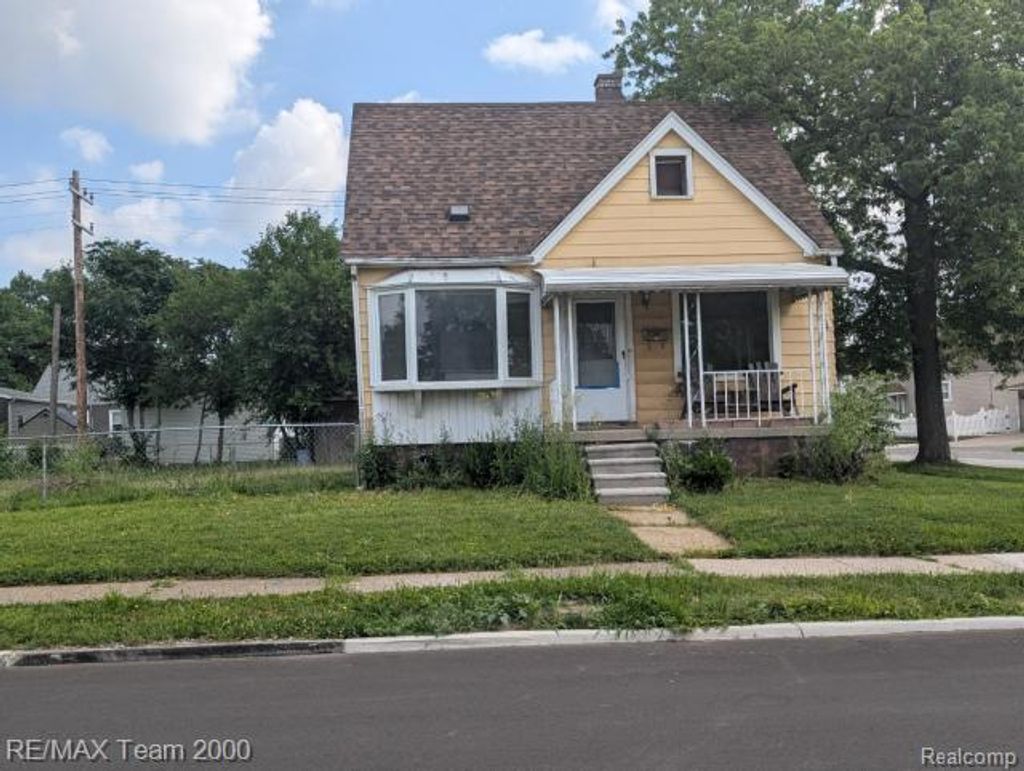 808 White Avenue, Lincoln Park city