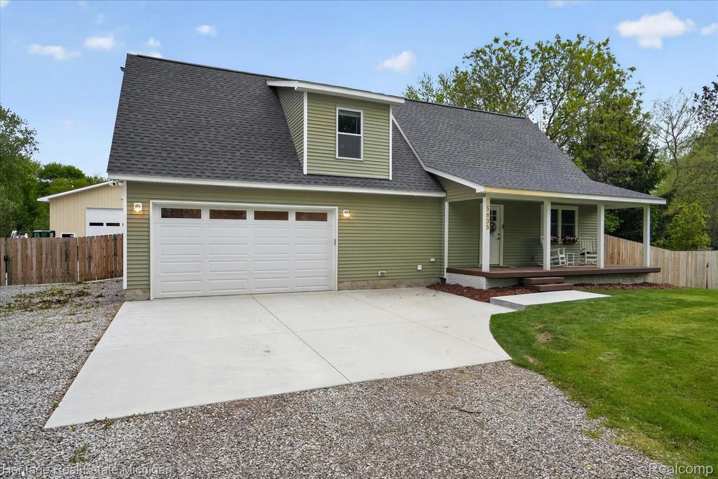 5835 Warner Road, Howell township