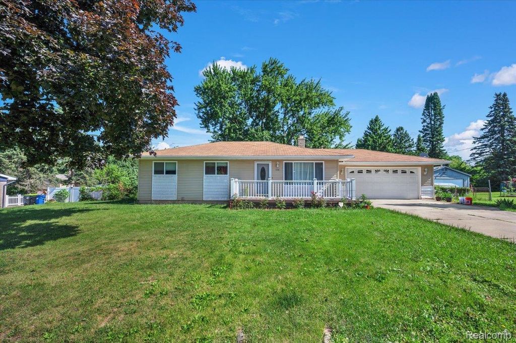 2141 Willot Road, Auburn Hills