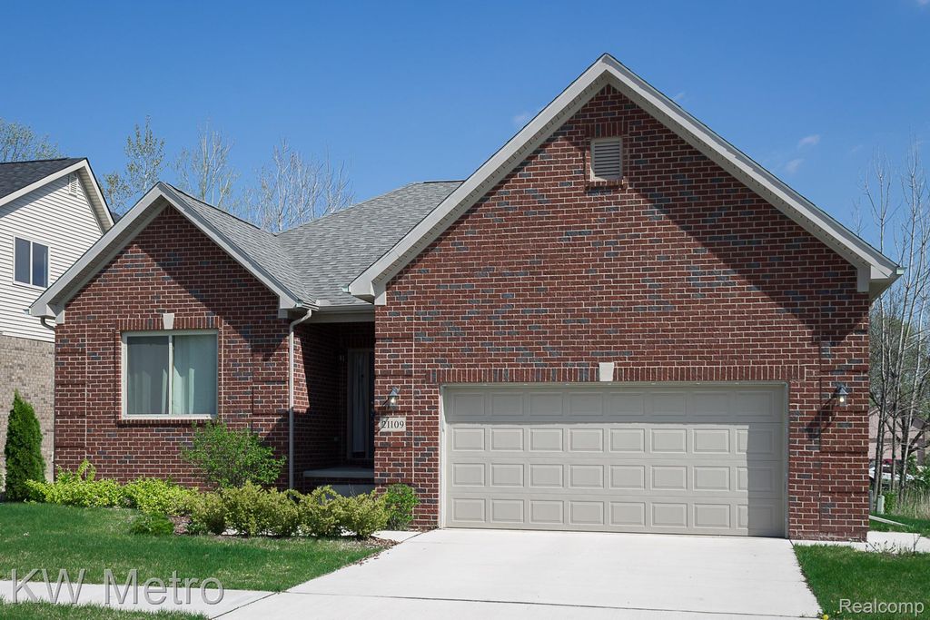 34632 John Bartley Circle, Sterling Heights city