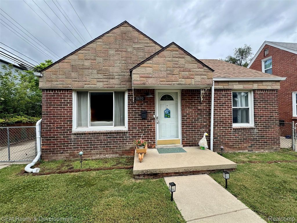 11430 Garfield, Redford charter township