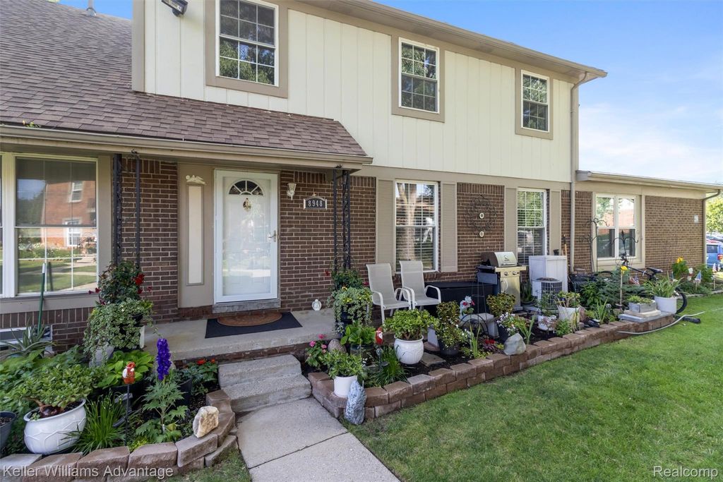 8948 Shawn Drive, Sterling Heights