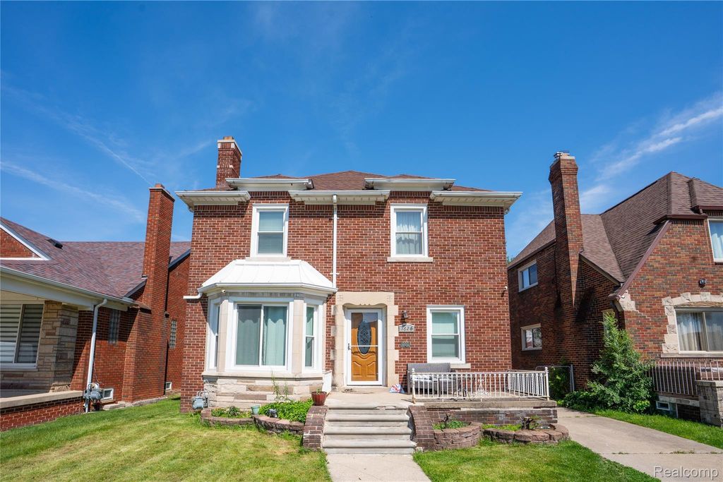7620 Middlepointe Street, Dearborn city