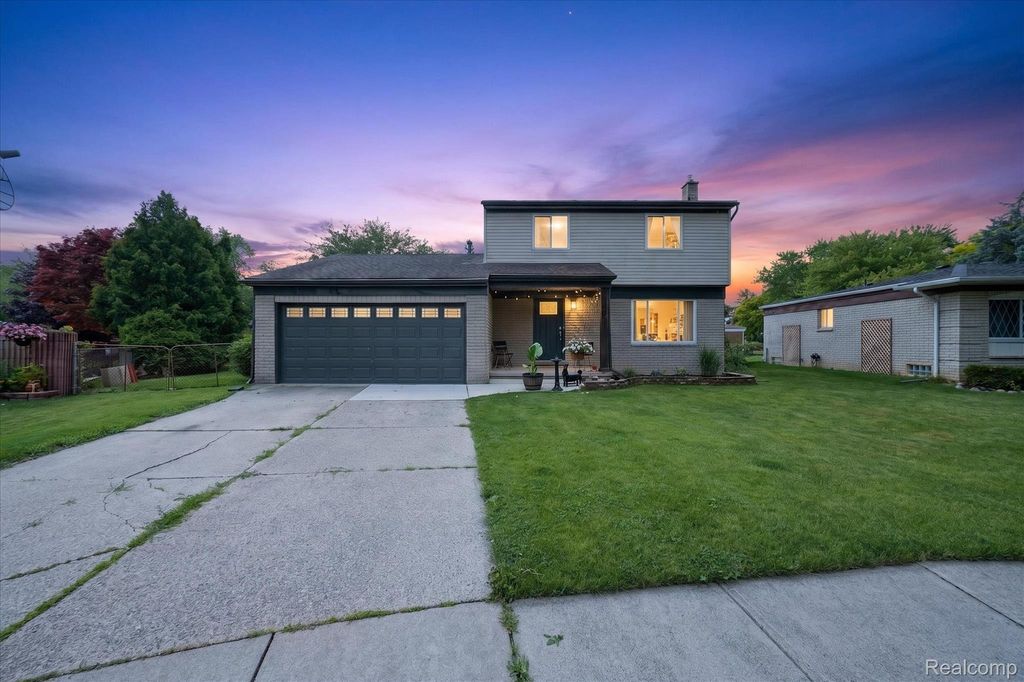 53962 Kirk Court, New Baltimore city