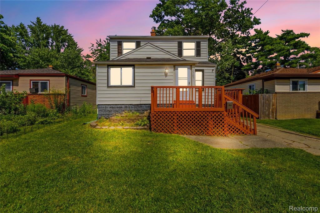 23074 Powell Avenue, Hazel Park city