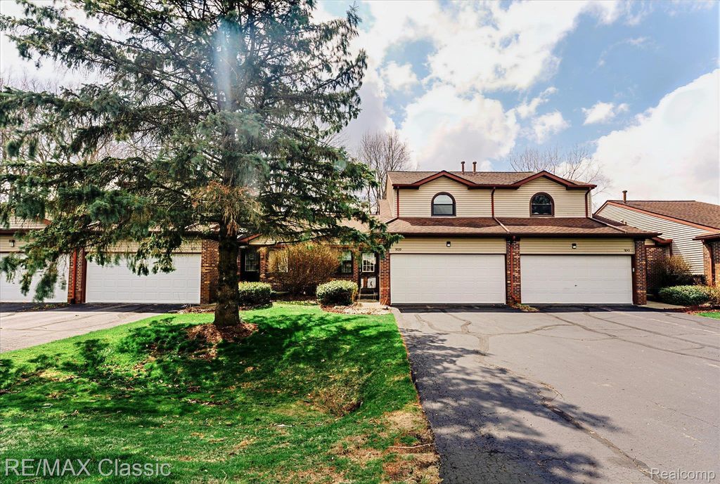 9039 Lake E Road 45, Clarkston