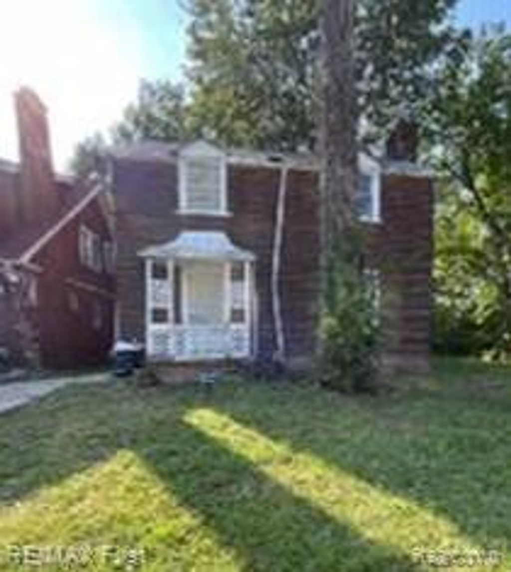 13635 Birwood Street, Detroit city
